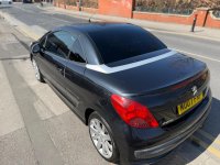 PEUGEOT 207 CC